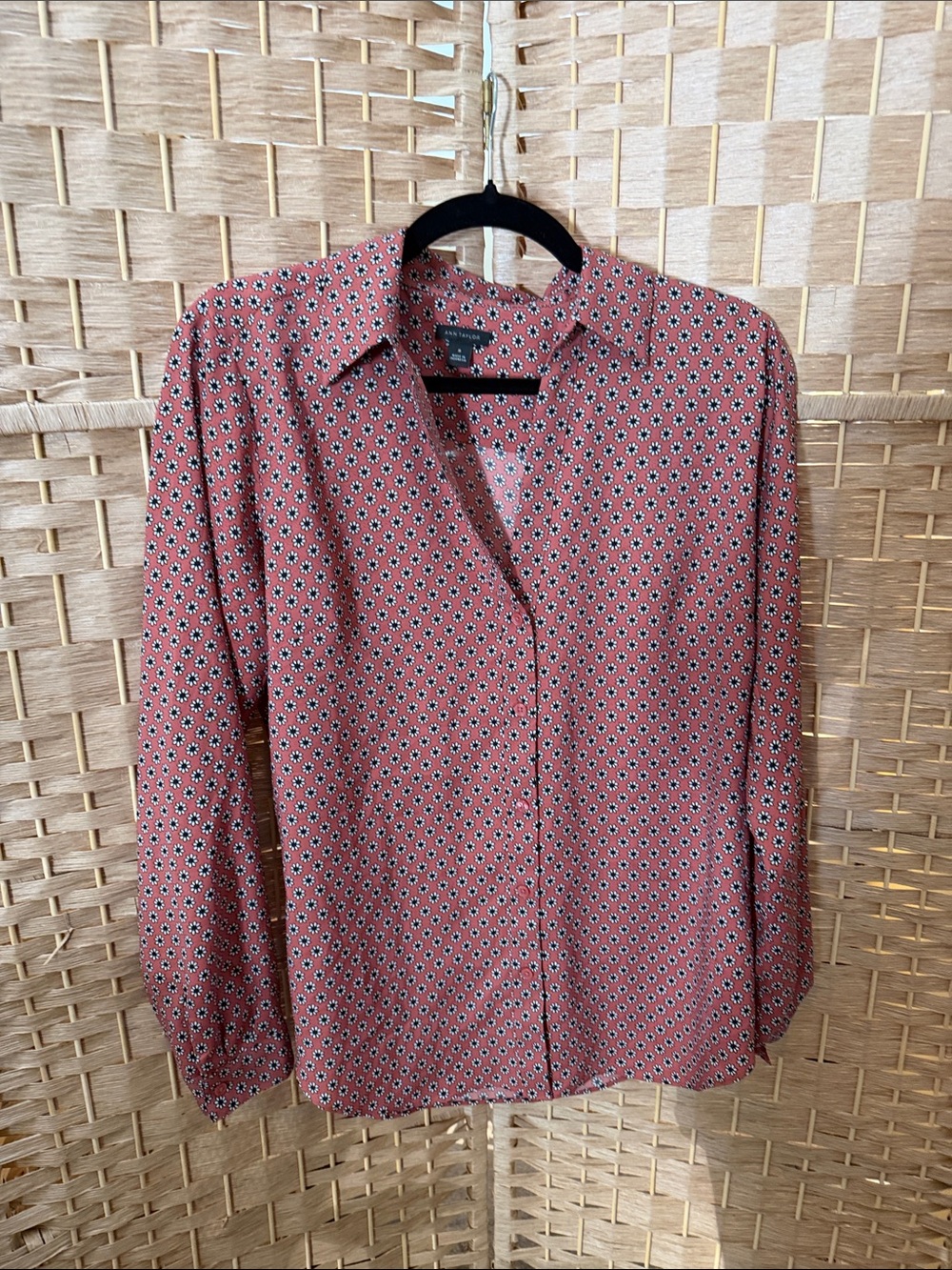 Ann Taylor Men's Button-Down Shirt in Rust Red Geometric Print
